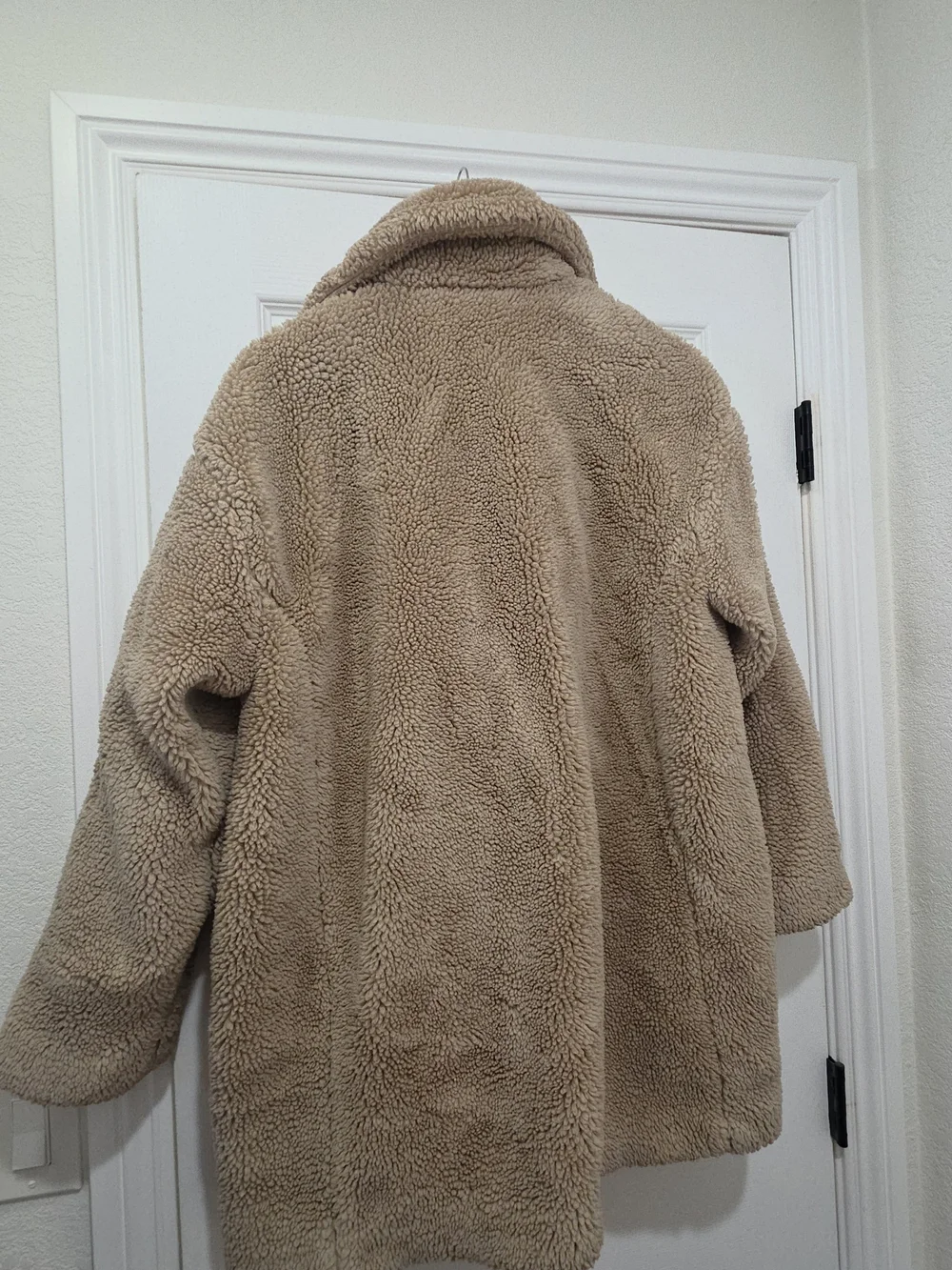 GAP Women's Sherpa Coat in Blonfe - Cozy Oversized Button Jacket, Size Large